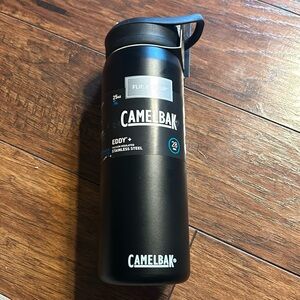 CamelBak Eddy+ Vacuum Insulated Stainless Steel water Bottle 25 oz black NWT